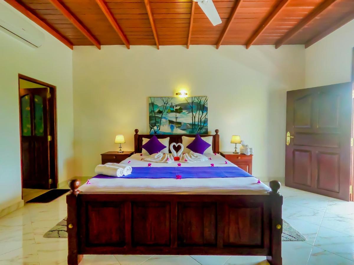 Villa De White Sambur Hikkaduwa Eksteriør bilde