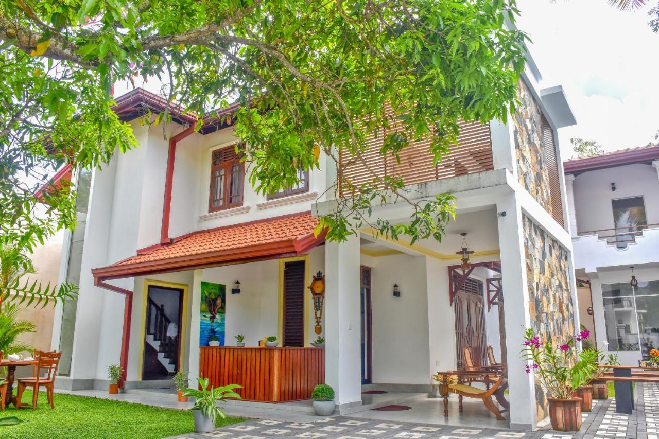 Villa De White Sambur Hikkaduwa Eksteriør bilde