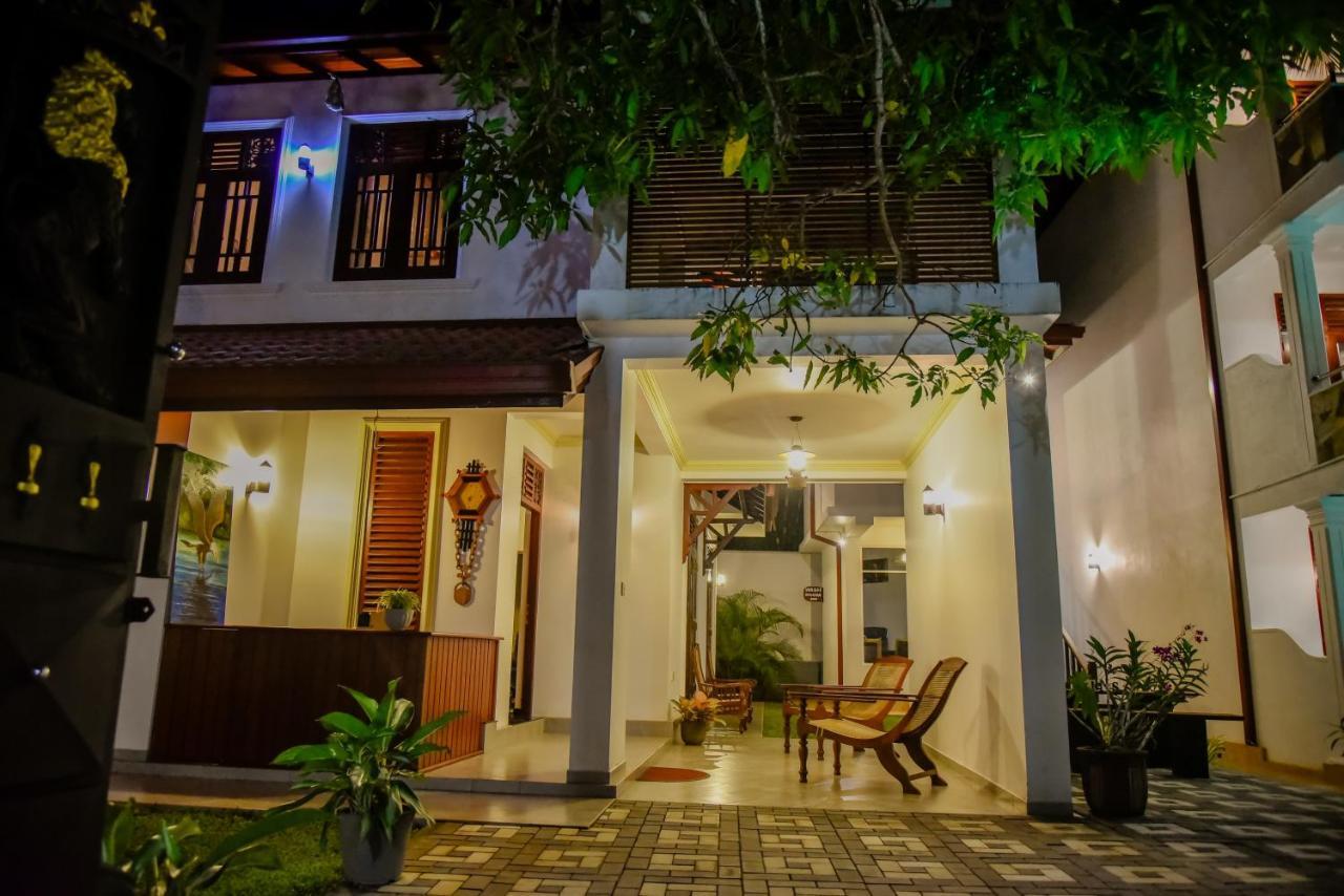 Villa De White Sambur Hikkaduwa Eksteriør bilde